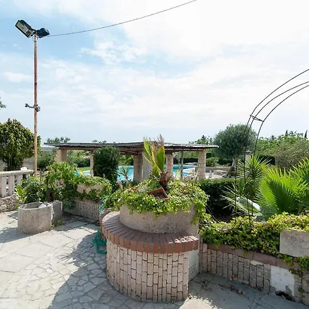 بيت للعطل Villa Cardigliano