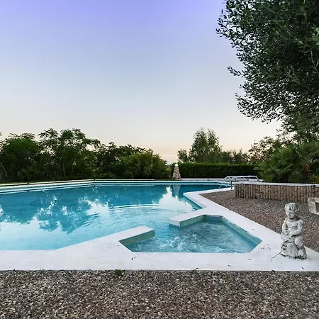 Villa Cardigliano بيت للعطل سبيكيا